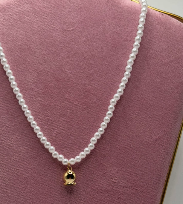 COLLANA DI PERLE CON CAMPANELLA ORO