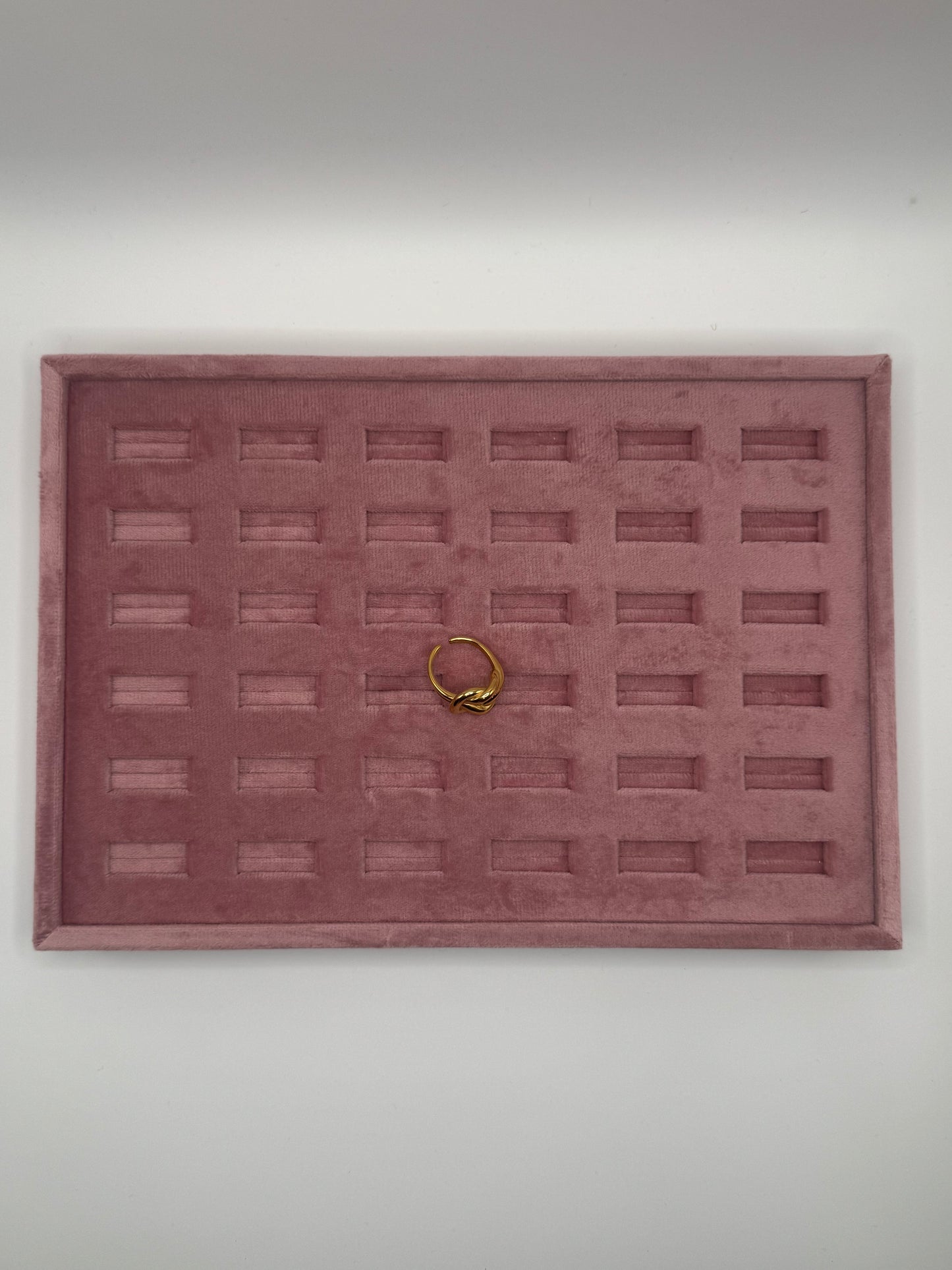 ANELLO CON NODO GRANDE ORO