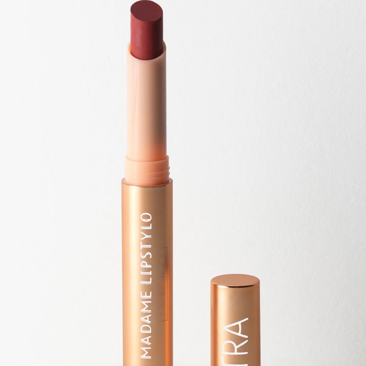ASTRA MADAME LIPSTYLO THE MAT finish opaco