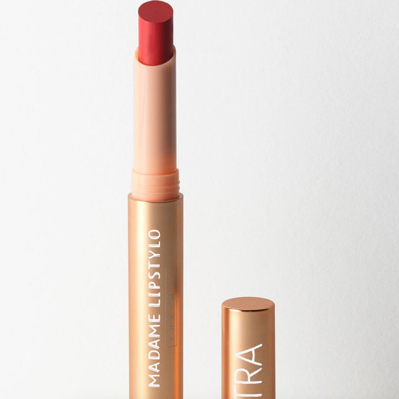 ASTRA MADAME LIPSTYLO THE MAT finish opaco