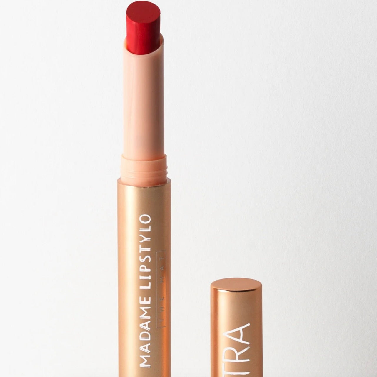ASTRA MADAME LIPSTYLO THE MAT finish opaco