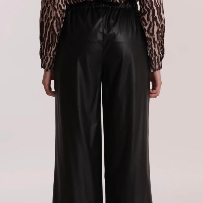 Mimì-Muà PANTALONE PALAZZO IN SIMIL PELLE CON DETTAGLIO ANIMALIER