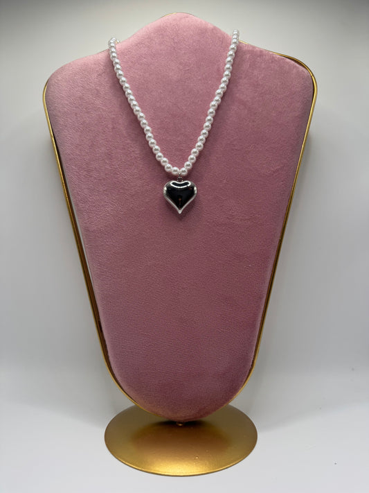 COLLANA DI PERLE CON CUORE 3D ACCIAIO