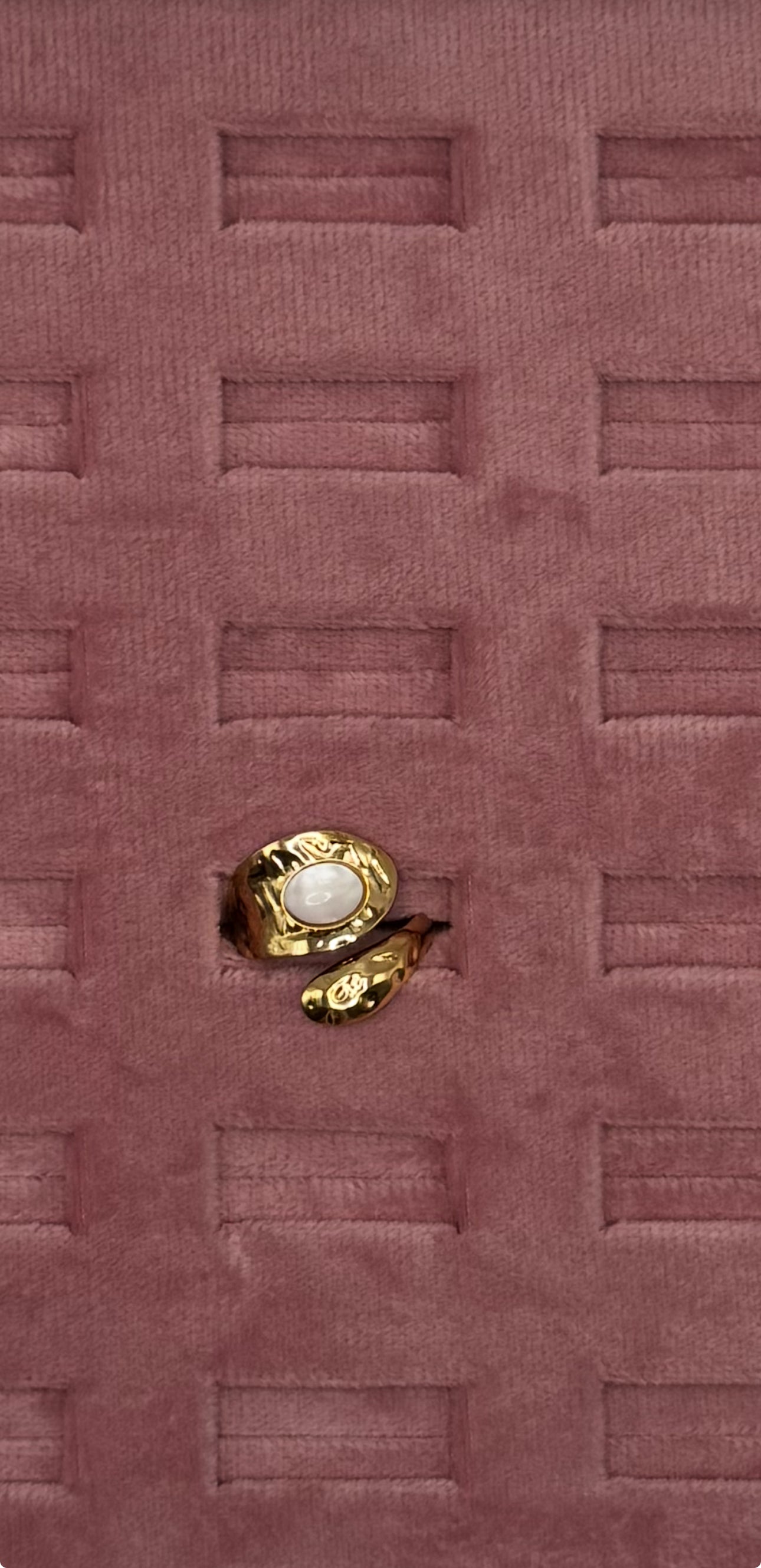 ANELLO DOPPIA FASCIA CON MADRE PERLA BIANCA BASE ORO