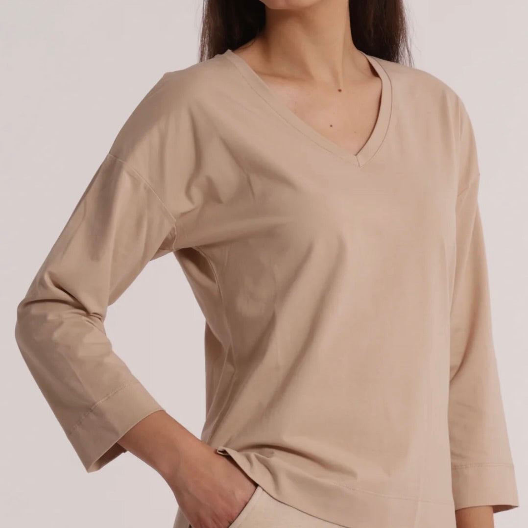 Mimì-Muà T-SHIRT BASIC CON RICAMO GATTO MANICHE LUNGHE