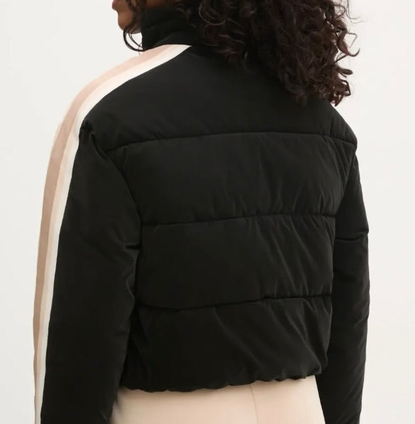 GUESS PIUMINO CROP CON BANDE