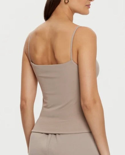 GUESS TOP CON BRETELLINE