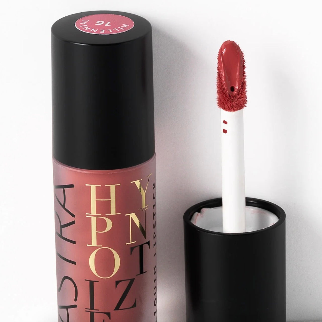 ASTRA HYPNOTIZE LIQUID LIPSTICK rossetto liquido finish opaco