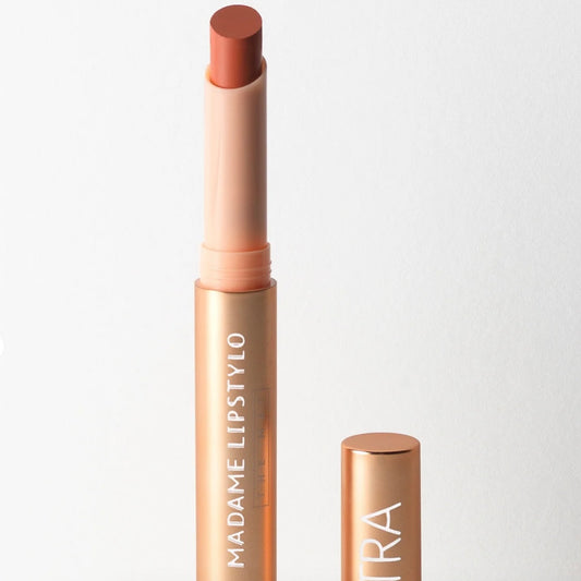 ASTRA MADAME LIPSTYLO THE MAT finish opaco