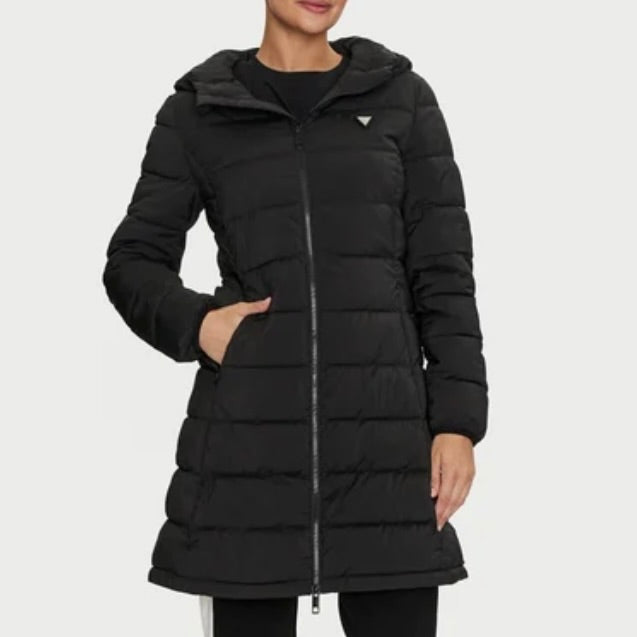 GUESS PIUMINO LUNGO CON LOGO IN METALLO