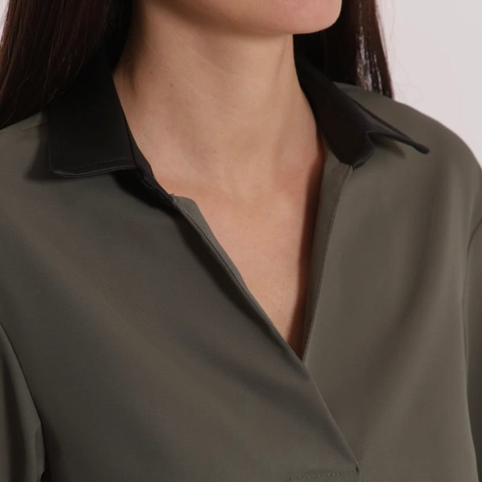 Mimì-Muà BLUSA CON COLLETTO DETTAGLI IN SIMIL PELLE