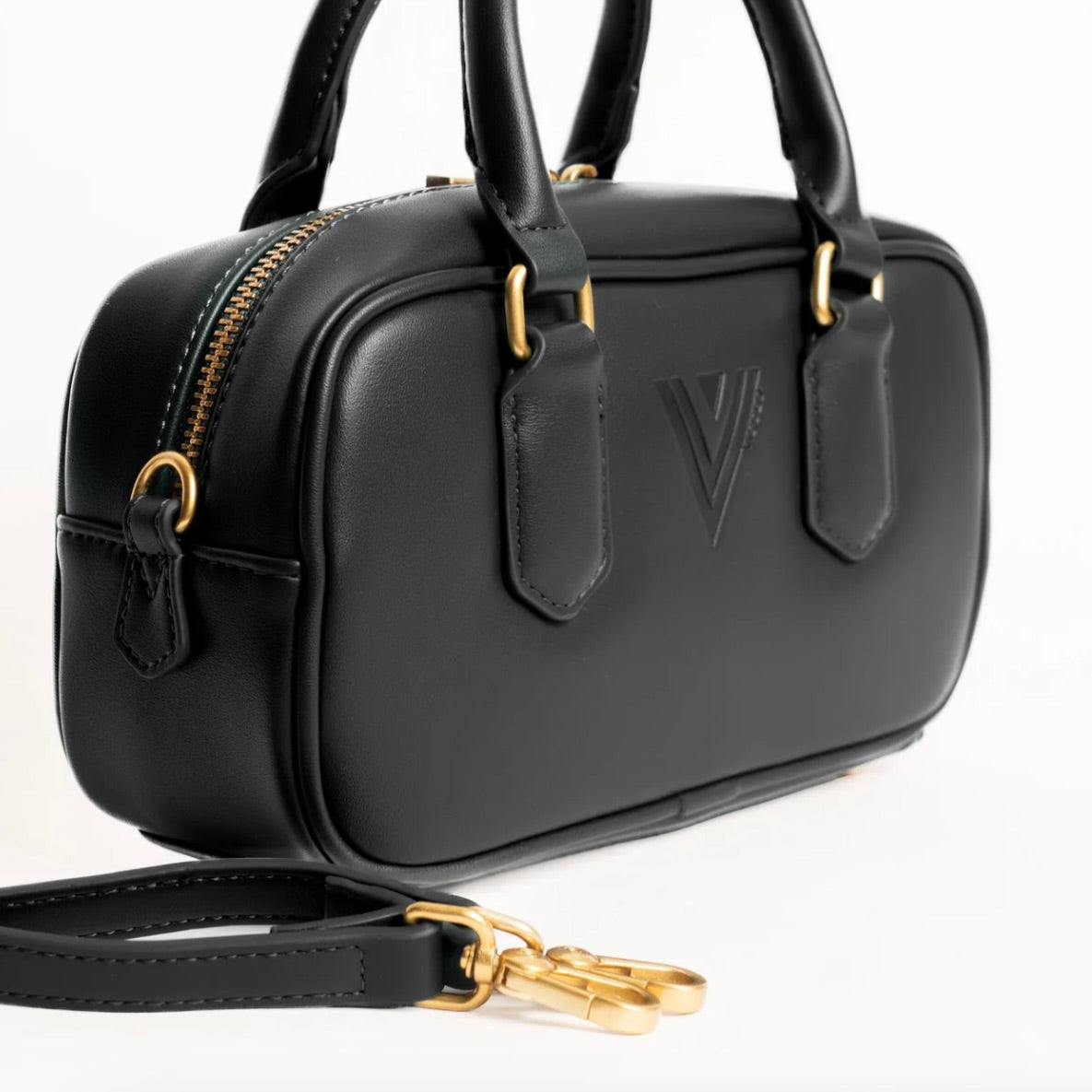 VICOLO STRIKE BAG