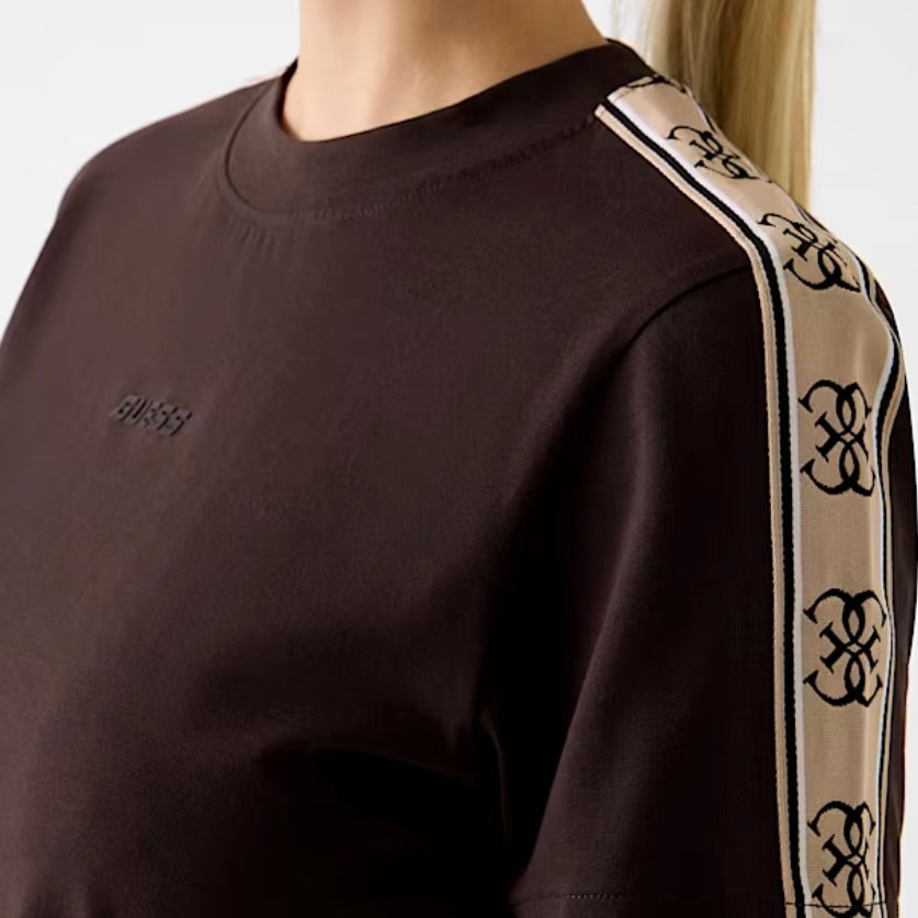 GUESS T-SHIRT CON BANDA LOGATA