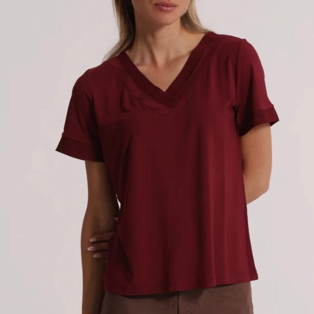 Mimì-Muà T-SHIRT SCOLLO A V CON DETTAGLI IN GEORGETTE
