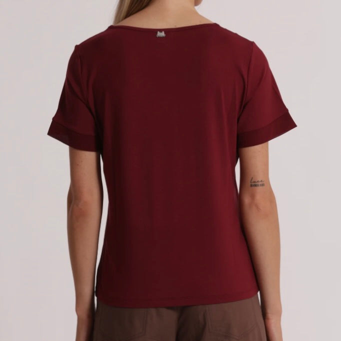 Mimì-Muà T-SHIRT SCOLLO A V CON DETTAGLI IN GEORGETTE