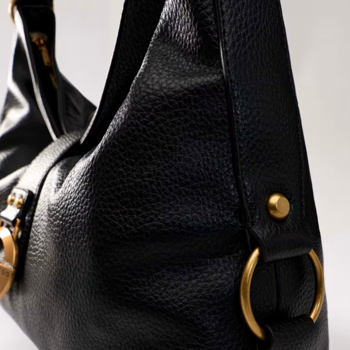 GUESS CAMDEN LARGE SHOULDER BAG