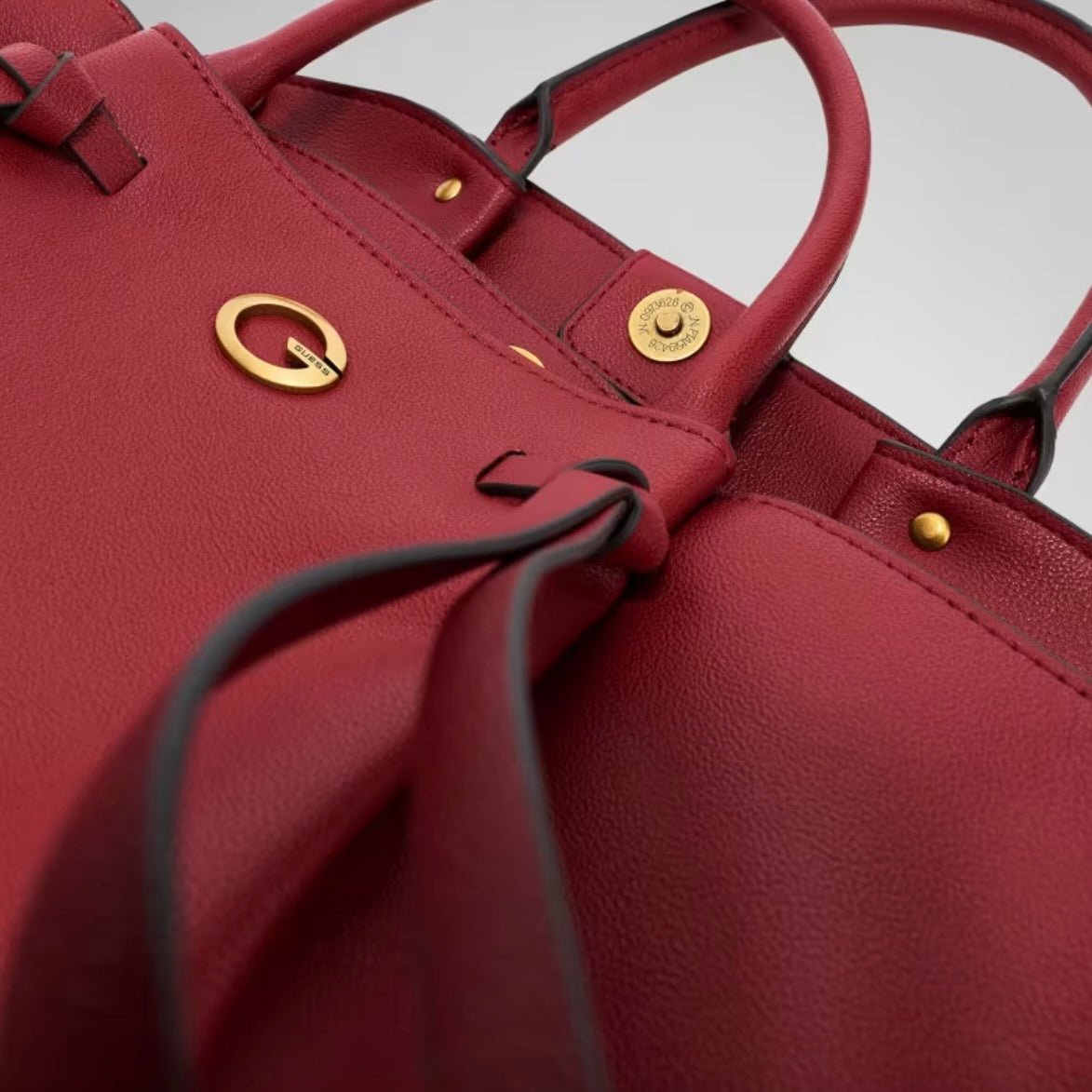 GUESS ALLEGRA GIRLFRIEND SATCHEL