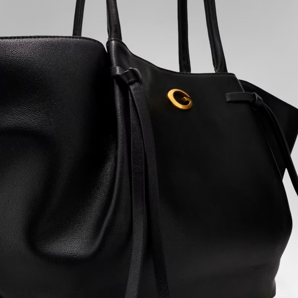 GUESS ALLEGRA GIRLFRIEND TOTE